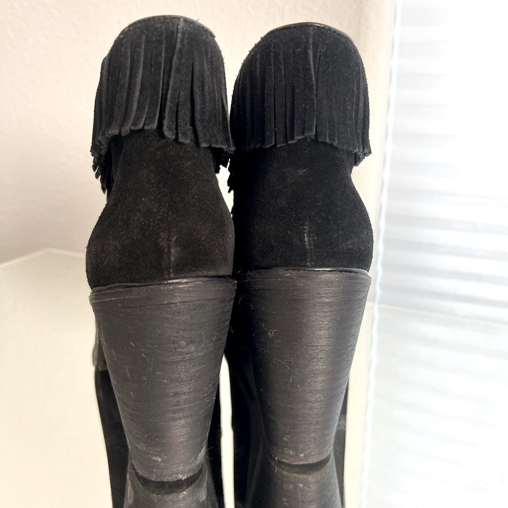 🚨SOLD🚨 JOIE Black Leather Suede Fringe Trim Western High Heel ankle Short Bootie - Picture 4 of 9